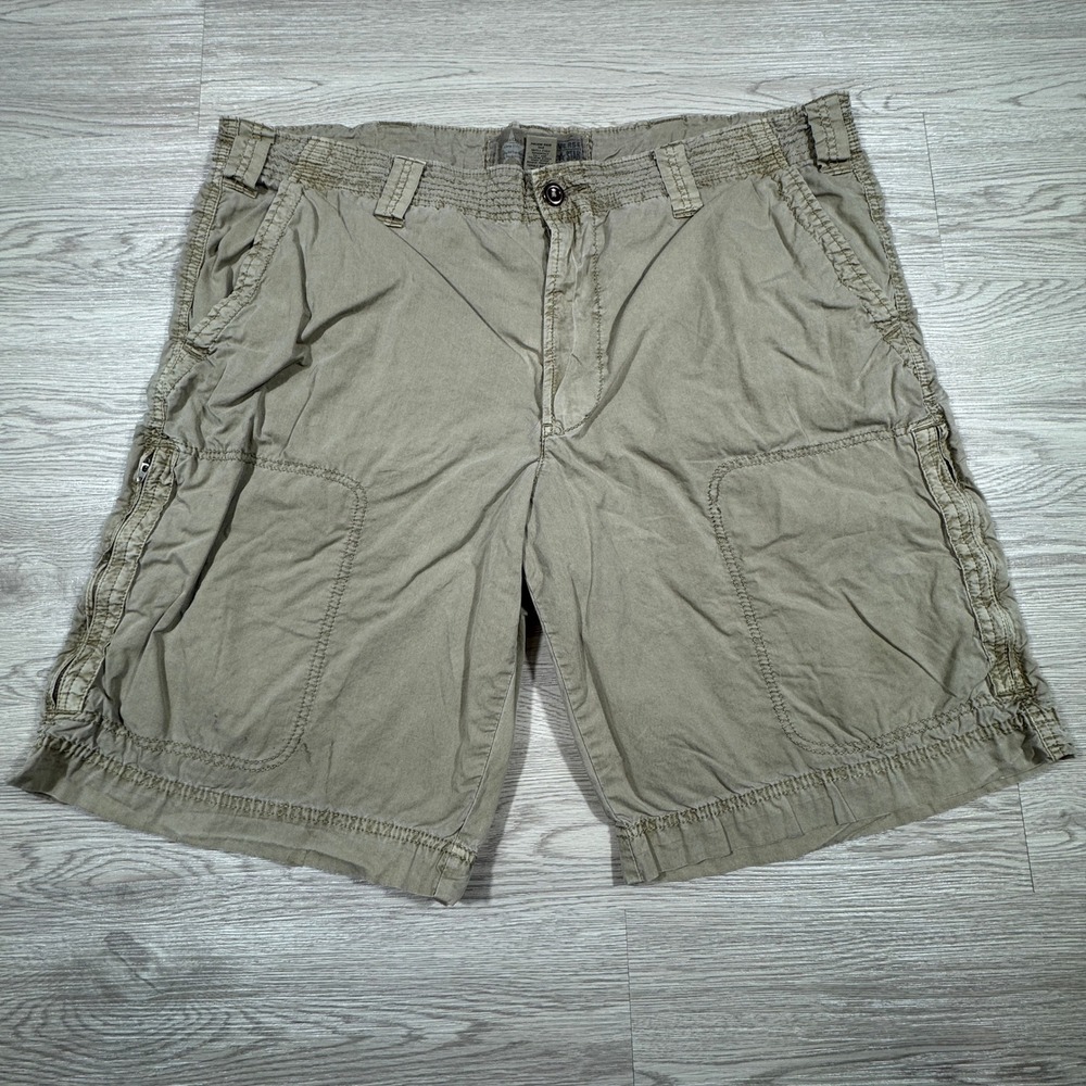 Converse Men's Cargo Shorts One Star Khaki Tan Size 40 Cotton Utility Pockets